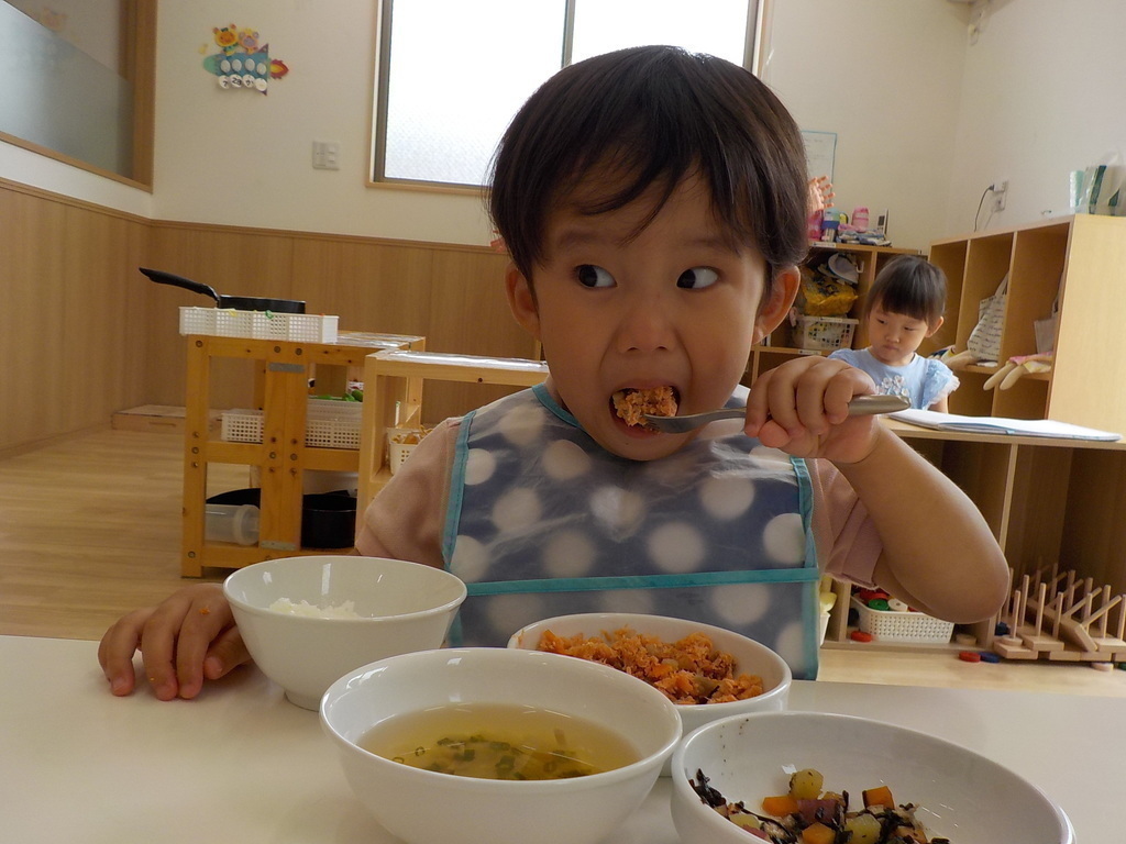 そら組の食事の様子