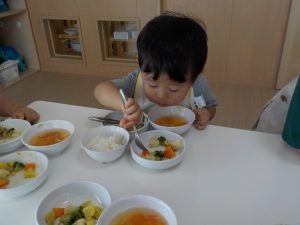 食事の様子＜つき組＞