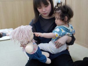 抱き人形の赤ちゃん【ほし組・つき組】