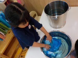 絞り染め(5歳児)